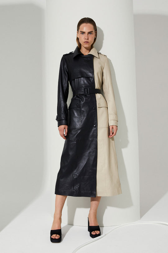 CMROYAL - MONOCHROME TRENCHCOAT IN GRAU