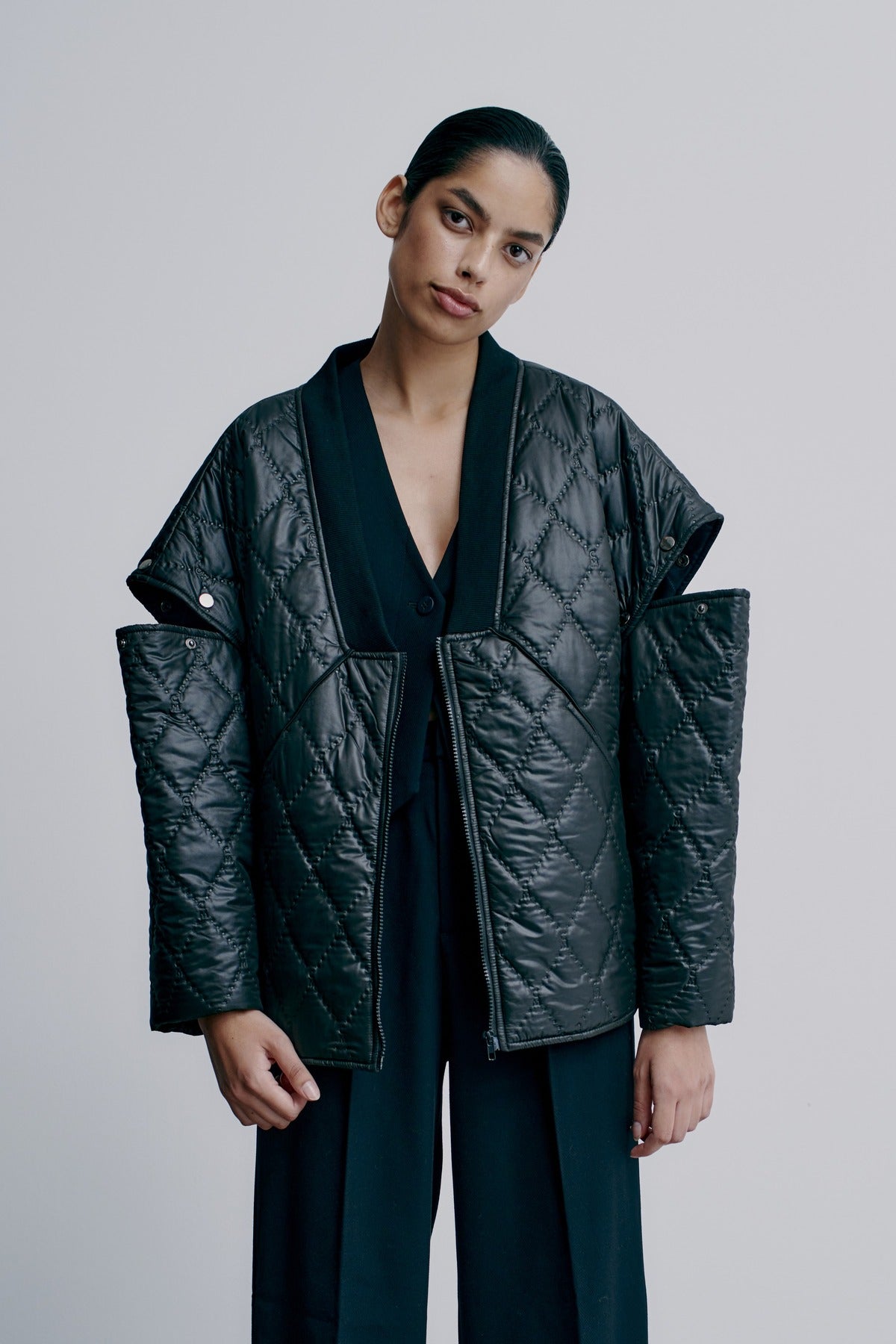 CMNET - JACKE IN SCHWARZ