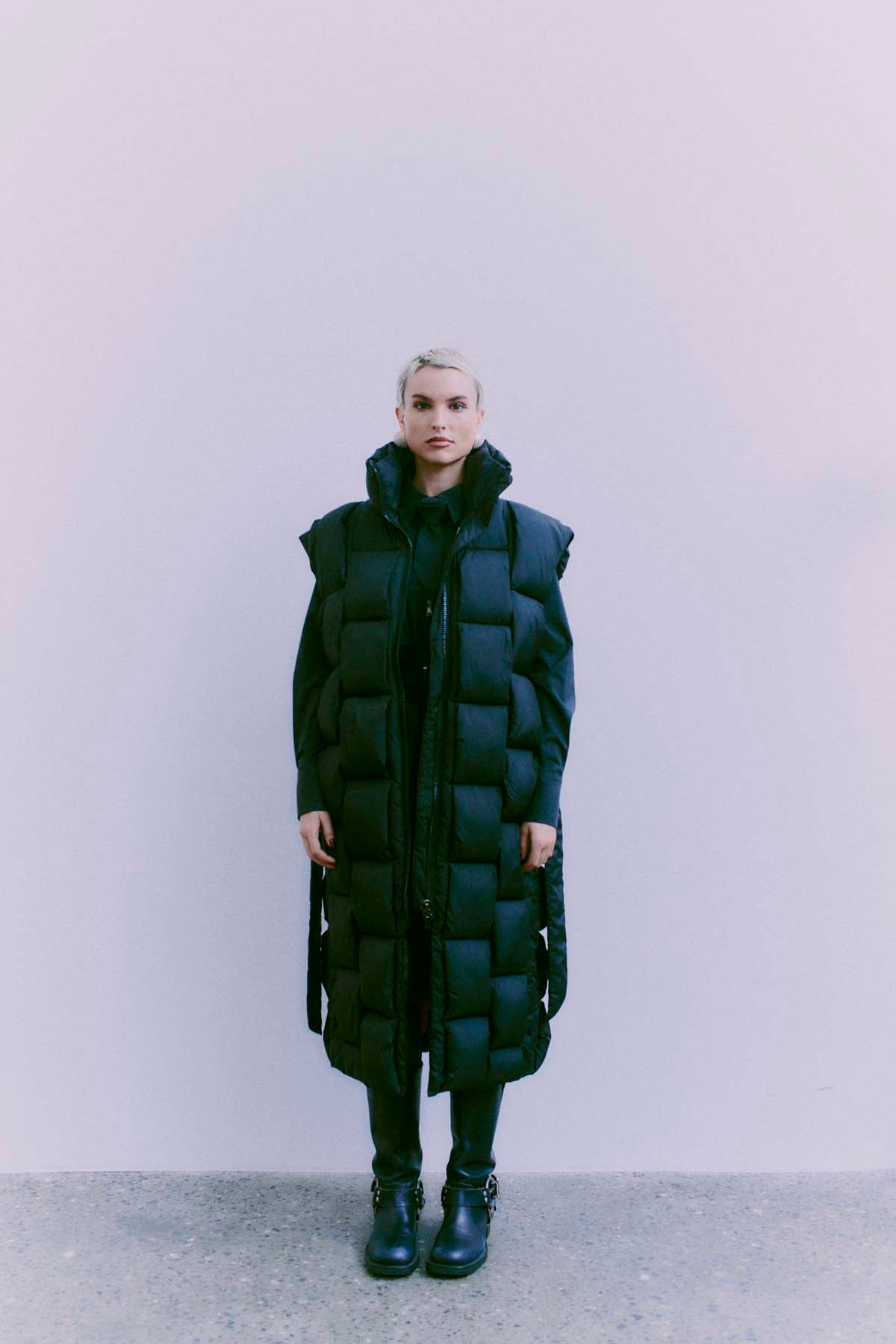 CMNICCO - WAISTCOAT IN SCHWARZ