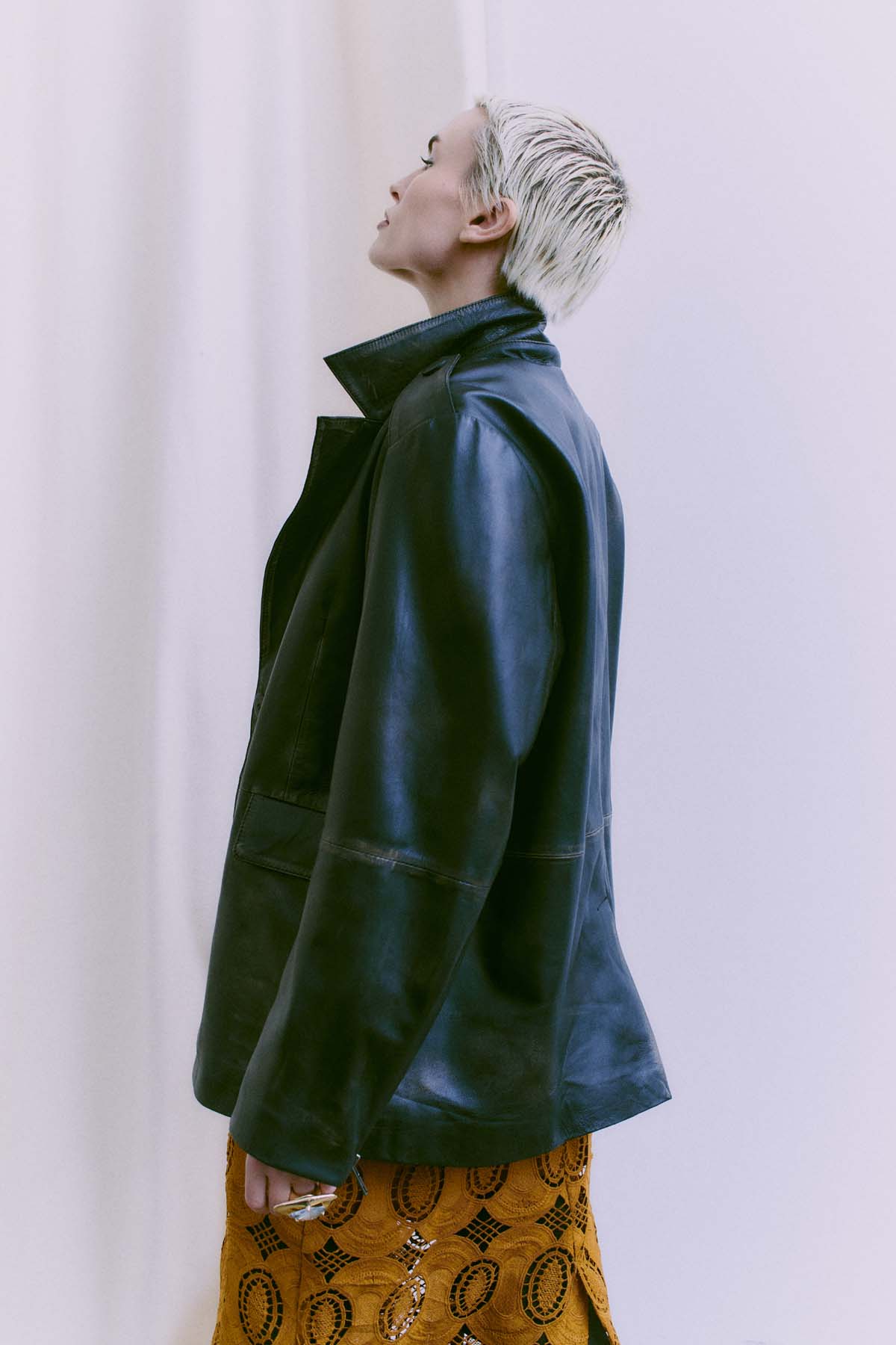 CMQUEEN - LEDERBLAZER IN SCHWARZ UND BRAUN