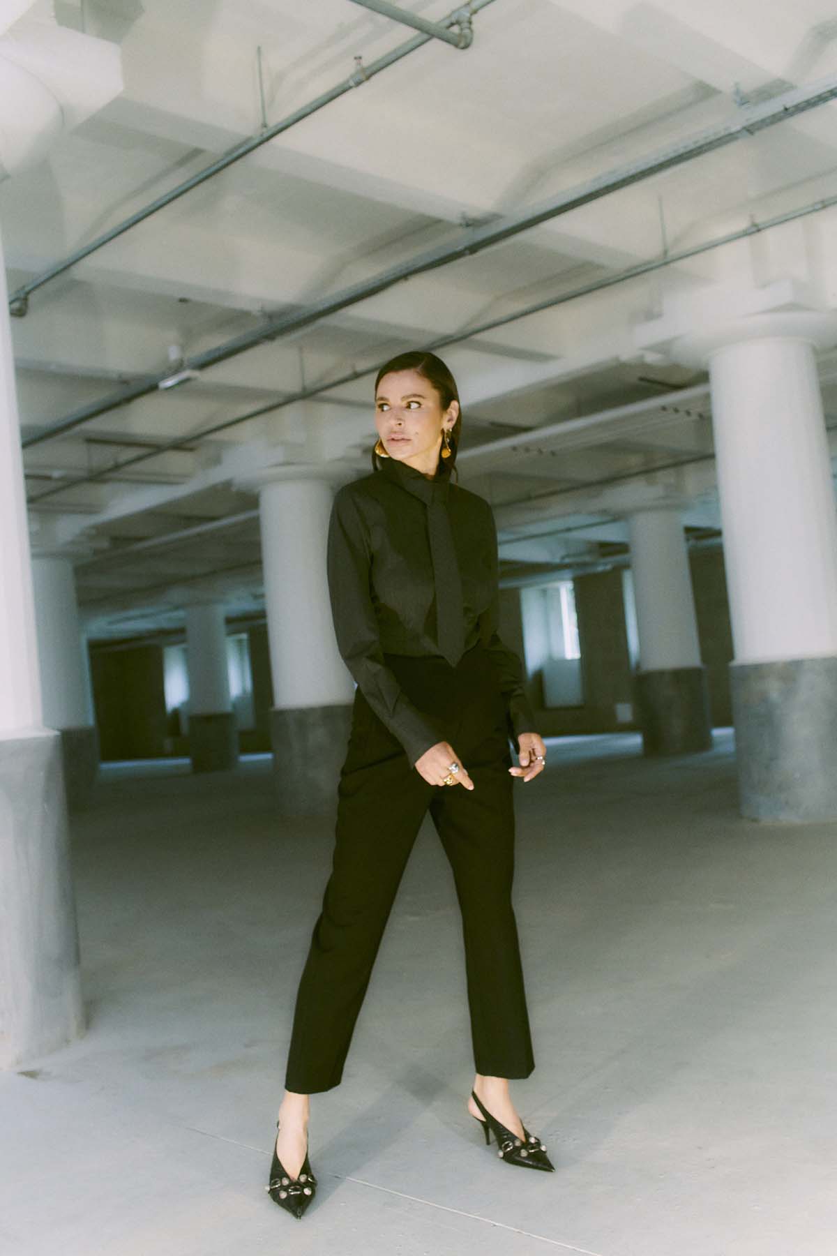 CMTAILOR – HOCHGESCHNITTENE HOSE IN SCHWARZ