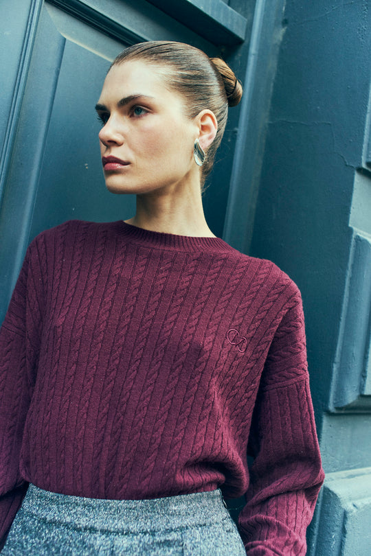 CMCASHA – PULLOVER MIT GESTICKTEM LOGO IN ROT