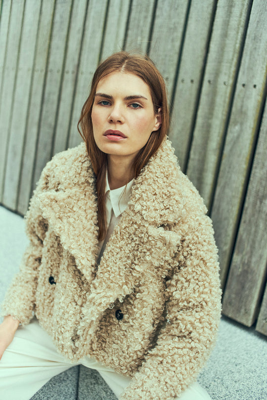 CMCURLY – JACKE IN BEIGE