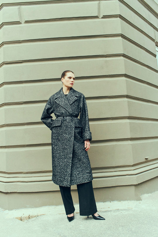 CMZAG - ZWEIREIHIGER MANTEL IN SCHWARZ