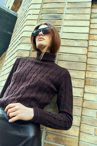 CMKOTOM – KABELSTRICK-PULLOVER MIT GESTICKLTEM LOGO-DETAIL IN BRAUN
