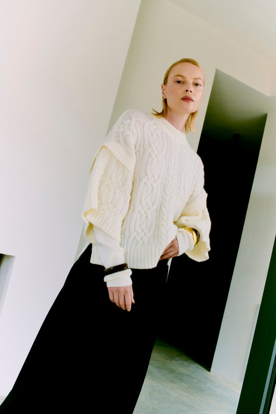 CMYARI - PULLOVER IN WOLLWEISS