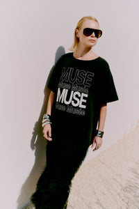CMMUSE - T-SHIRT IN SCHWARZ