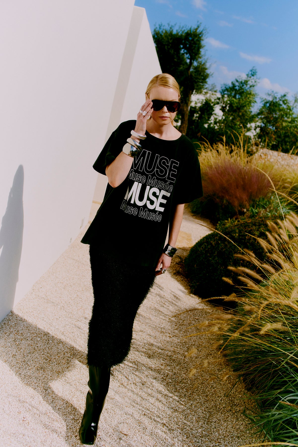 CMMUSE - T-SHIRT IN SCHWARZ