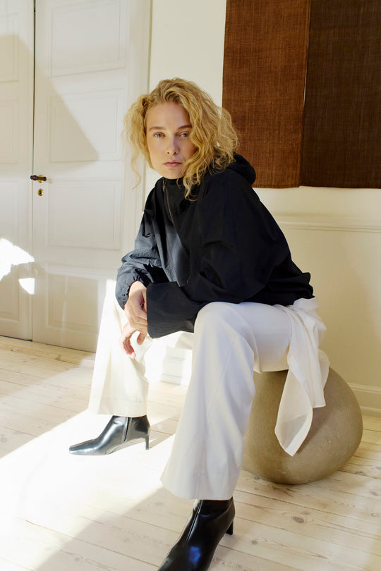 CMKENDY – JACKE IN SCHWARZ