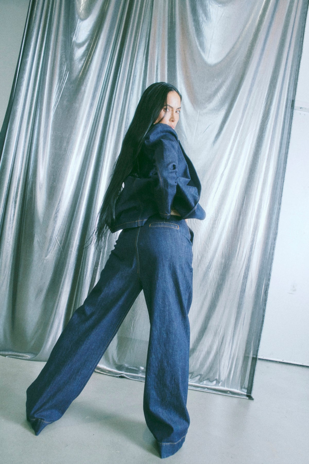 CMJEAN – HOCHTAILLIERTE DENIMHOSE IN BLAU