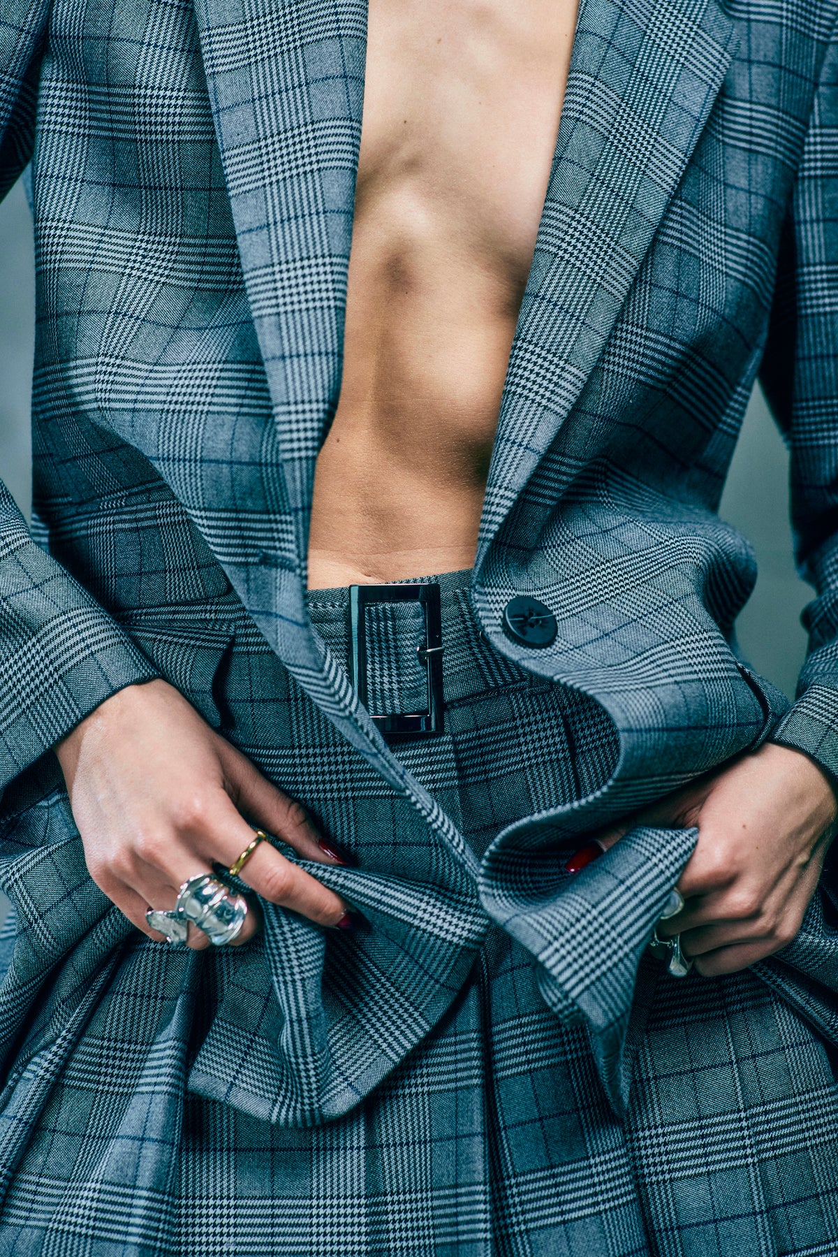 CMTAILOR – KARIERTER BLAZER IN SCHWARZ UND  BLAU