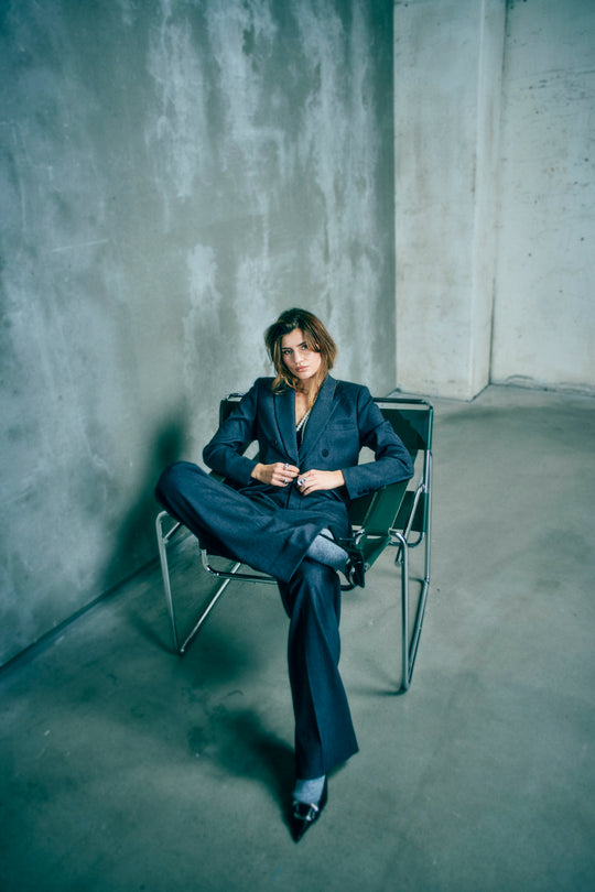 CMTAILOR – HOCH TAILLIERTE HOSE IN GRAU