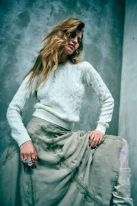 CMCOTTON - ZOPFSTRICK-PULLOVER MIT LOGOSTICKEREI IN WOLLWEISS