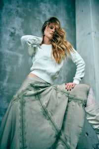 CMCOTTON - ZOPFSTRICK-PULLOVER MIT LOGOSTICKEREI IN WOLLWEISS