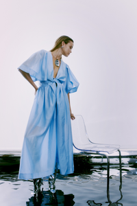 CMMOLLY – WICKELKLEID MIT PUFFÄRMELN IN BLAU