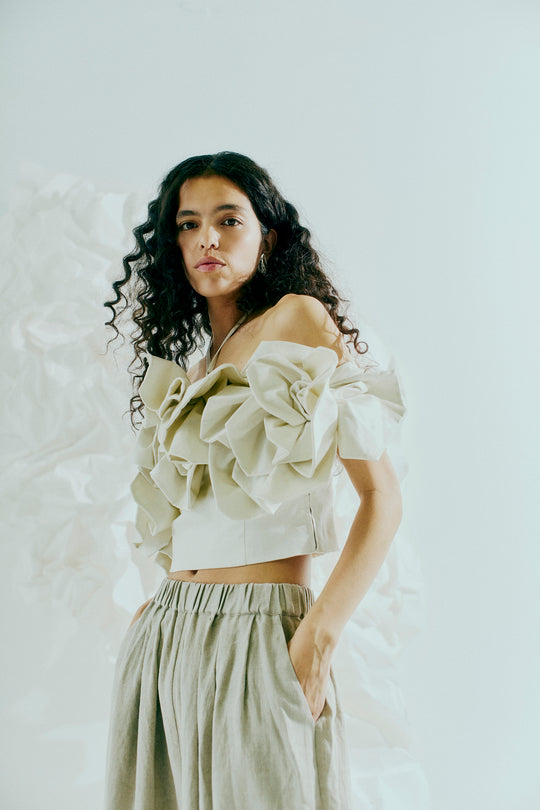 CMSHINEY – OFF-SHOULDER-TOP IN WOLLWEISS