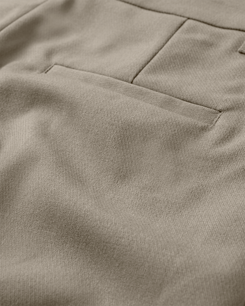 CMTAILOR - SHORTS IN SAND