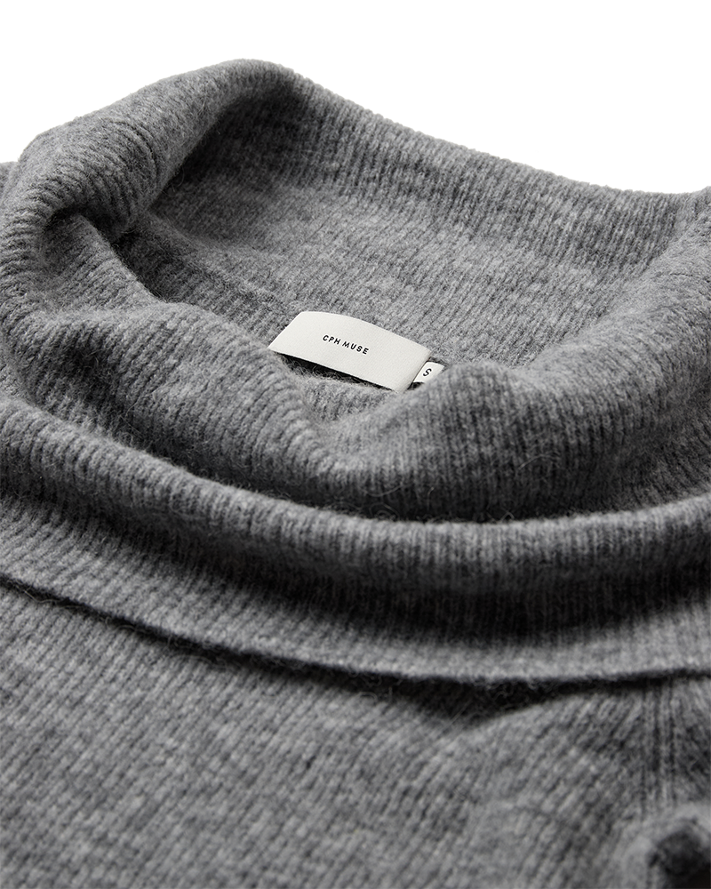 CMIBRA – OFF-SHOULDER-PULLOVER IN GRAU