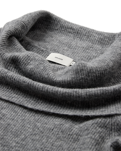 CMIBRA – OFF-SHOULDER-PULLOVER IN GRAU