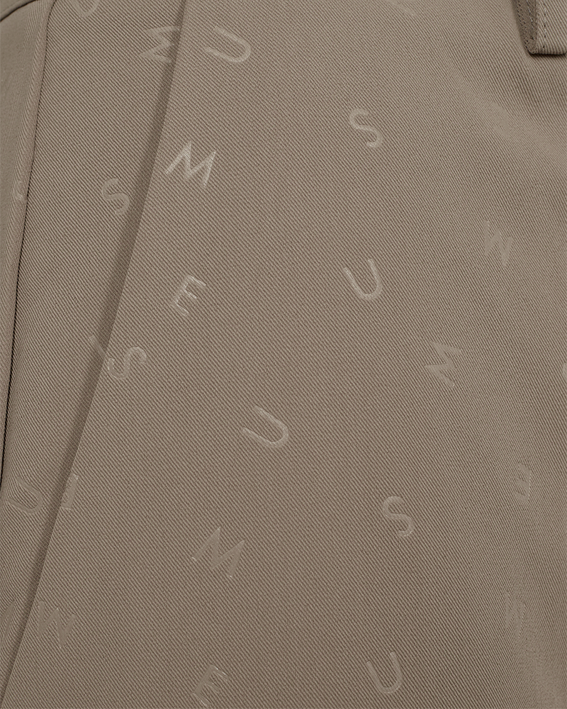 CMDAN - HOSE IN BEIGE