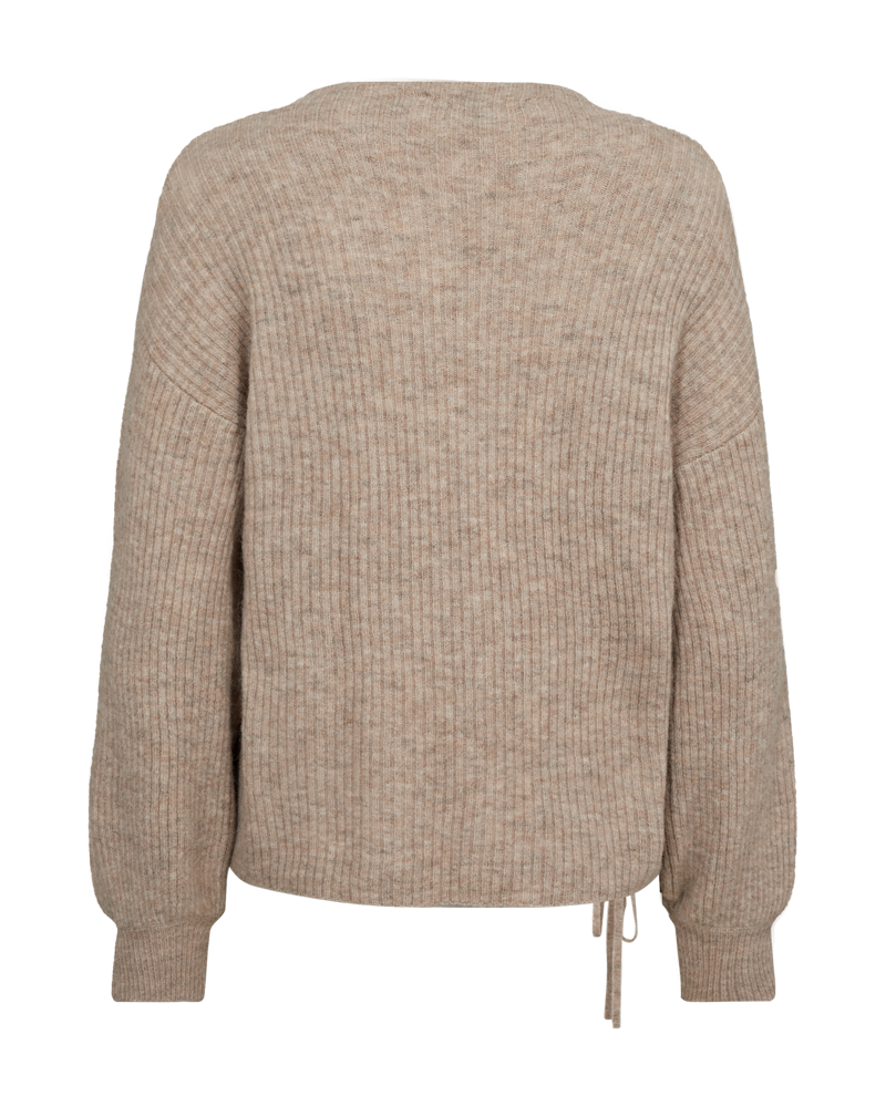 CMIBRA - RIPPSTRICKPULLOVER MIT RÜSCHENDETAILS IN BEIGE