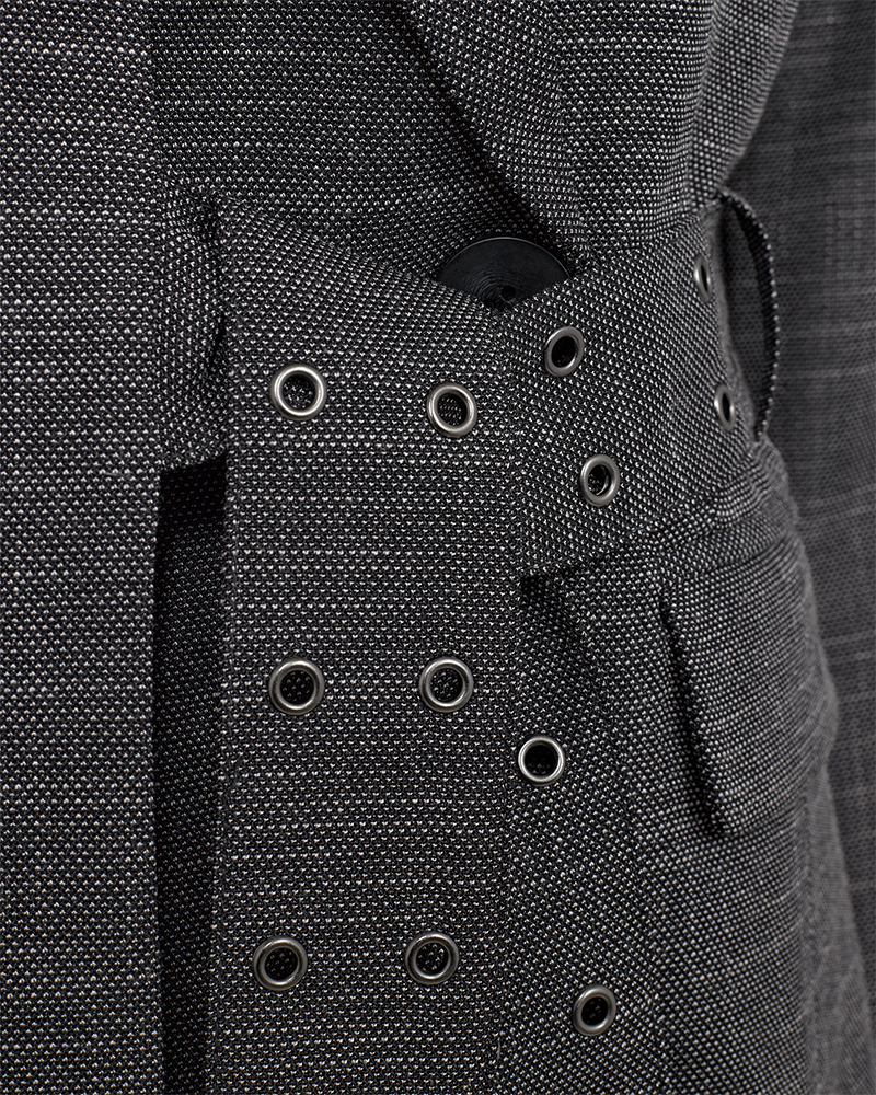 CMTONNIE - BLAZER MIT BINDEGÜRTEL IN GRAU UND WEISS