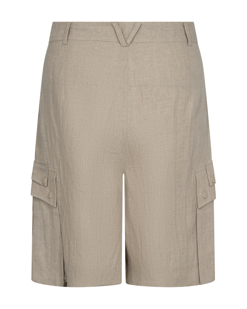 CMNATULI - HOCH TAILLIERTE SHORTS IN BEIGE