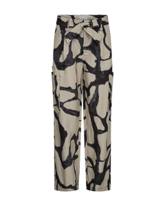 CMNATU - HOSE MIT PRINT IN BEIGE UND SCHWARZ