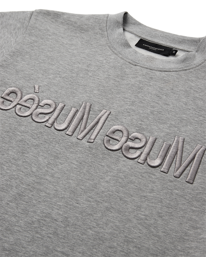 CMEVA - SWEATSHIRT IN GRAU