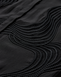 CMMOLLY - HEMD MIT SPITZE IN SCHWARZ