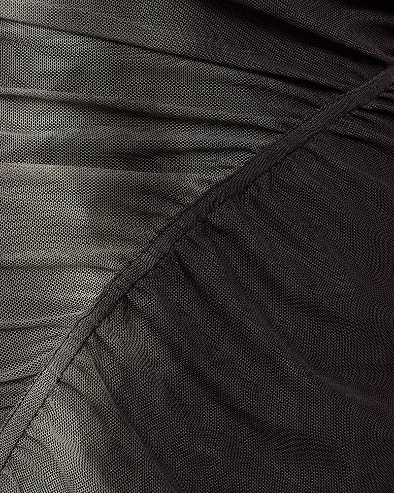 CMCORA - MESH-KLEID IN SCHWARZ