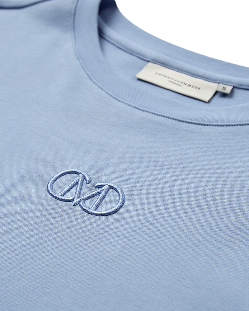 CMMUSE - T-SHIRT IN BLAU