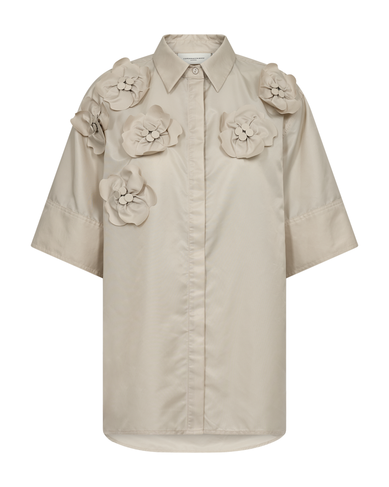 CMSIMI HEMD MIT HANDGEFERTIGTE BLUMEN IN BEIGE