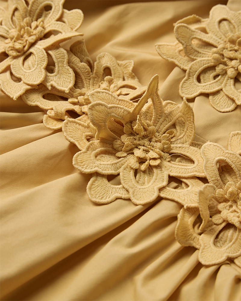 CMVINCA – KLEID MIT AUFGENÄHTEN BLUMEN IN GELB