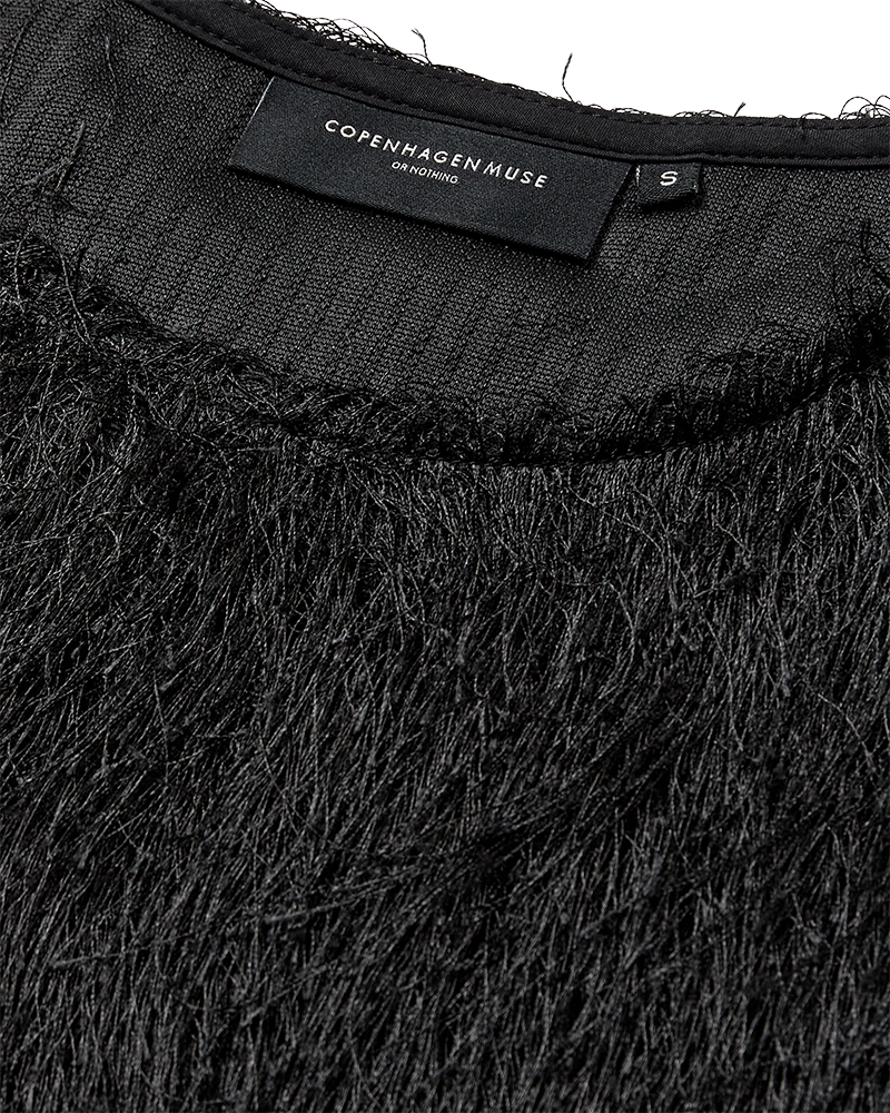 CMFALLON - T-SHIRT MIT FRANSEN IN SCHWARZ