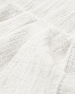 CMBRINDA - KURZES KLEID MIT BALLONEFFEKT IN WOLLWEISS