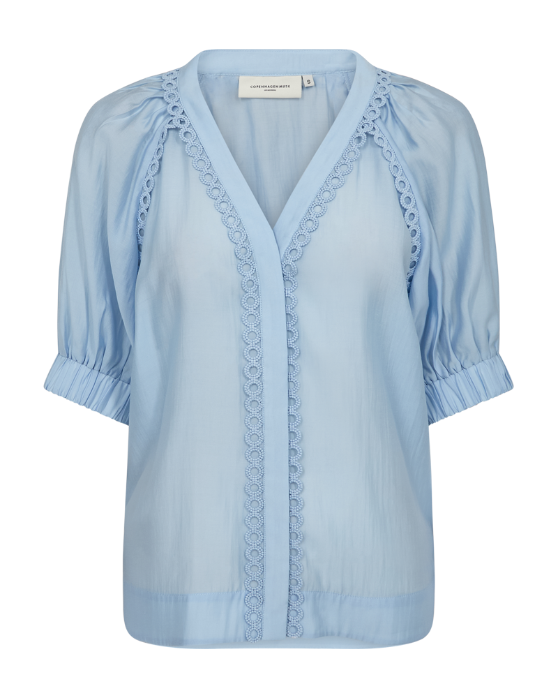 CMMOLLY – HEMD MIT CUT-AND-SEW-SPITZE IN BLAU