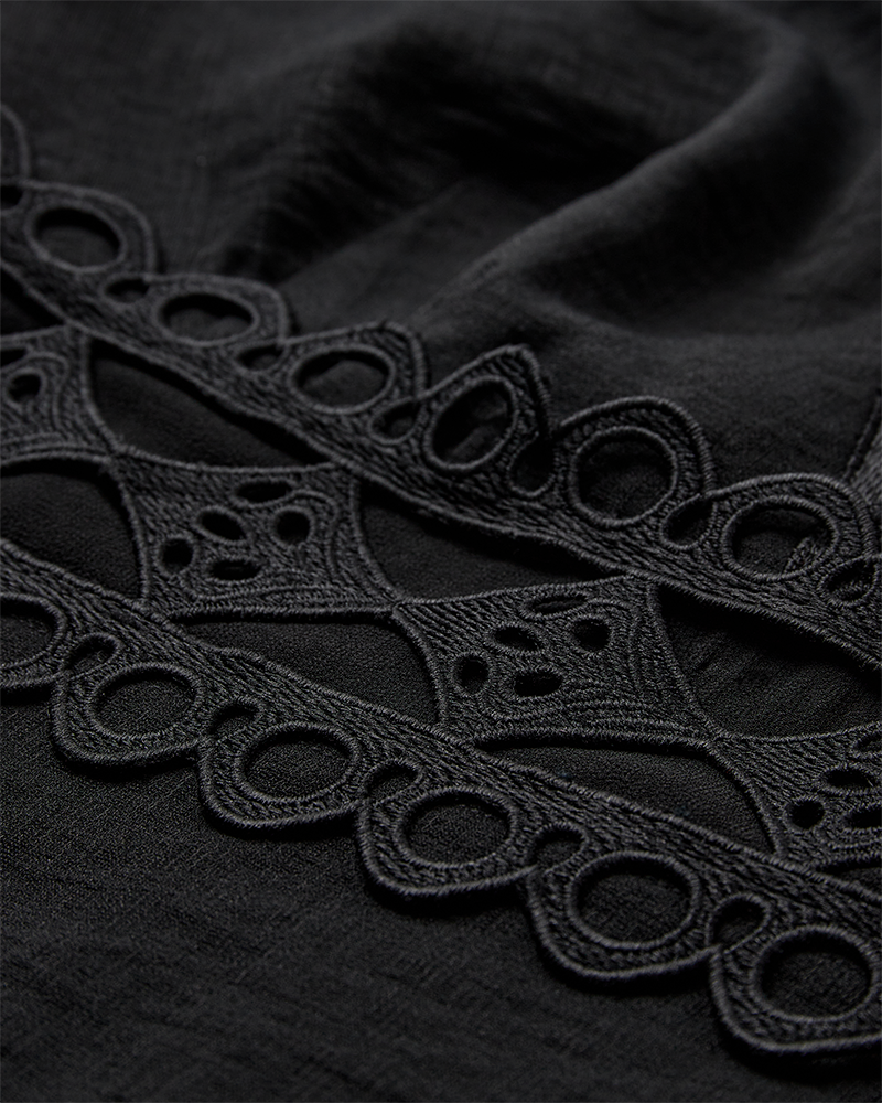 CMASLEAH – TOP MIT CUT-AND-SEW-SPITZE IN SCHWARZ