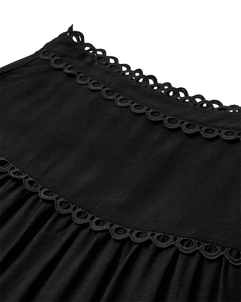 CMASLEAH – ROCK MIT CUT-AND-SEW-SPITZE IN SCHWARZ