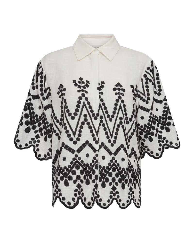 CMEMBROIDERY – HEMD MIT ALLOVER-STICKEREI IN WEISS UND SCHWARZ,WOLLWEISS