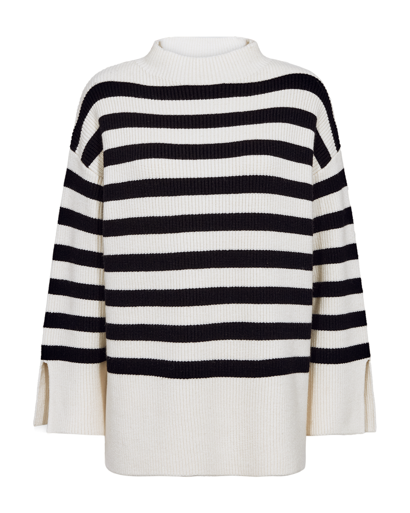 CMCOLIN – GERIPPTER PULLOVER IN WOLLWEISS UND SCHWARZ