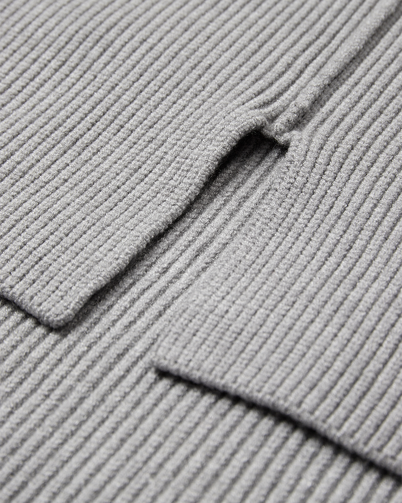 CMCOLIN – GERIPPTER PULLOVER IN GRAU