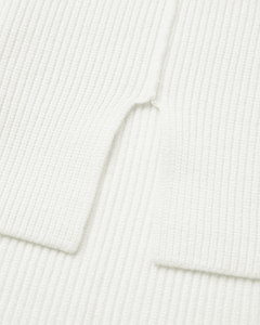 CMCOLIN - GERIPPTER PULLOVER IN WOLLWEISS