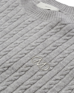 CMCASHMERE – PULLOVER MIT LOGODETAIL IN GRAU