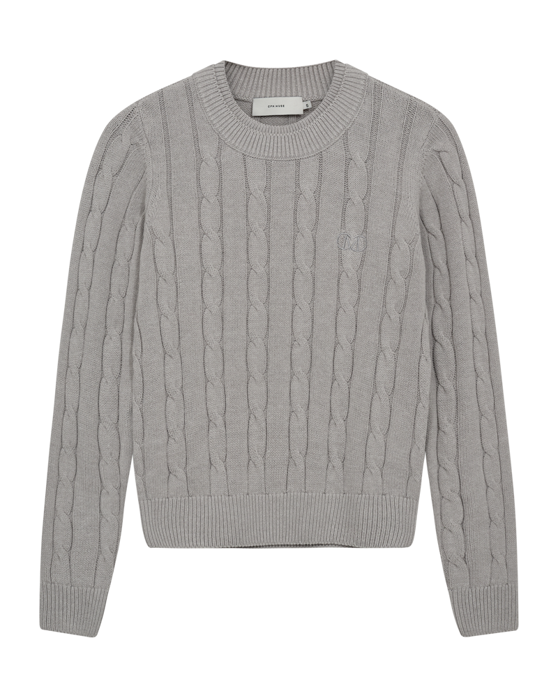 CMCOTTON – ZOPFSTRICK-PULLOVER MIT LOGOSTICKEREI IN GRAU