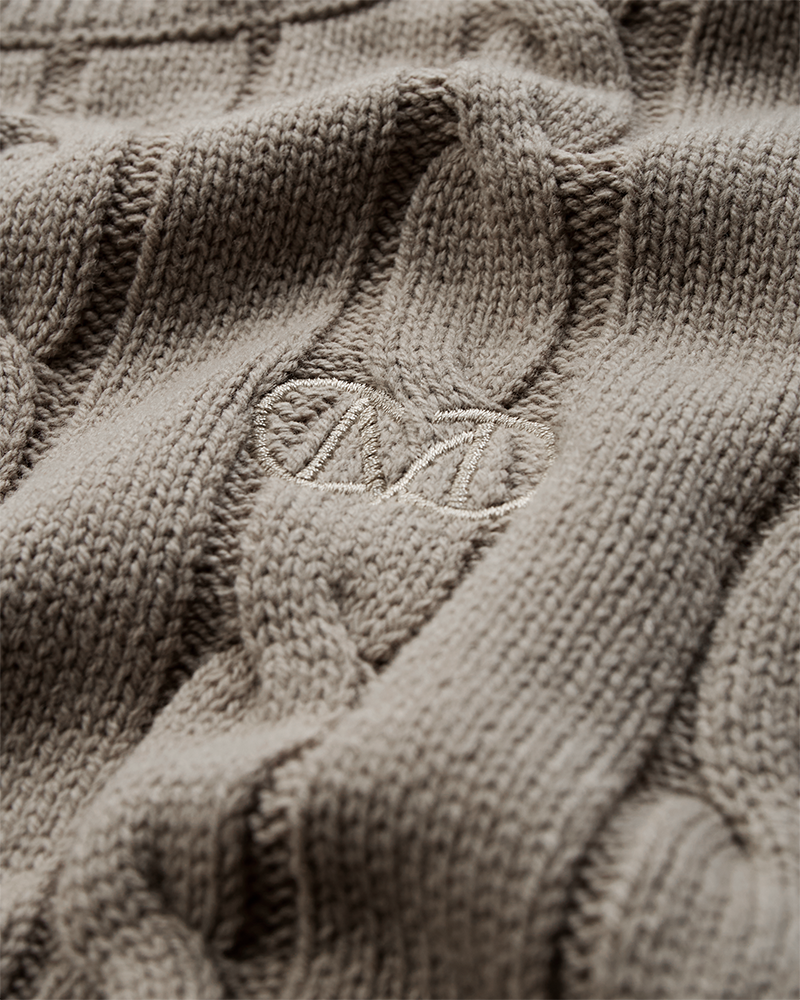 CMCOTTON - ZOPFSTRICK-PULLOVER MIT LOGOSTICKEREI IN BEIGE