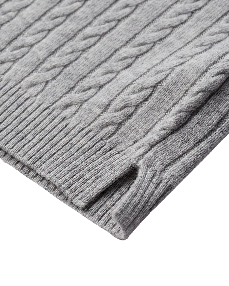 CMCASHA – KABELSTRICK-PULLOVER MIT GESTICKTEM LOGO-DETAIL IN GRAU