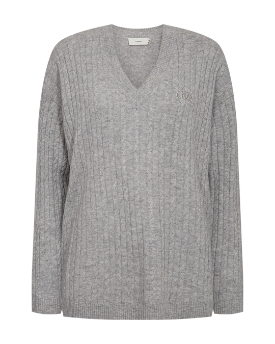 CMCASHA – KABELSTRICK-PULLOVER MIT GESTICKTEM LOGO-DETAIL IN GRAU