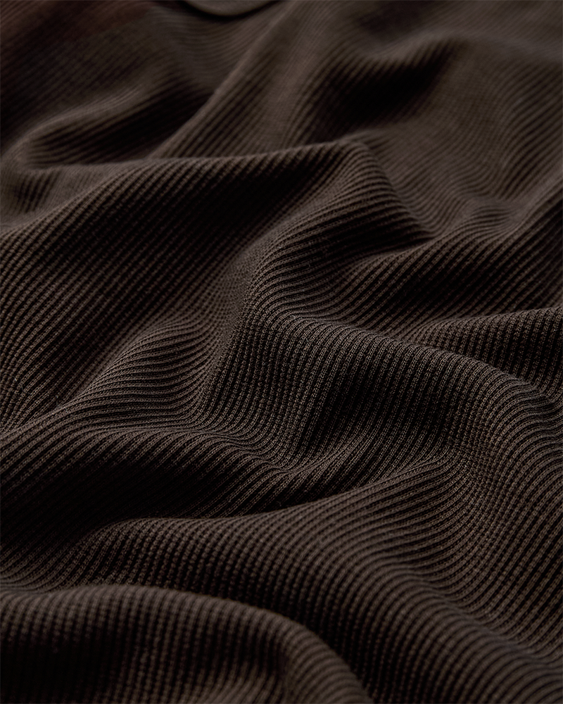CMSIV – TOP MIT GESTICKTEM LOGO-DETAIL IN BRAUN