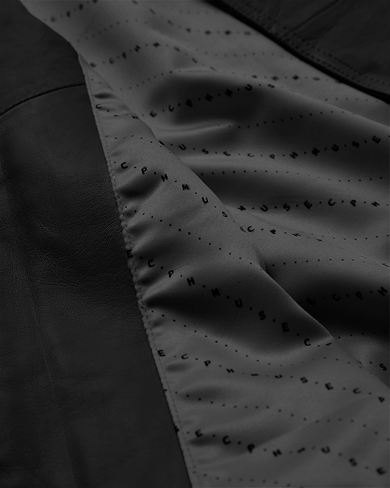CMROYAL – ÜBERGRÖSSE LEDERJACKE IN SCHWARZ